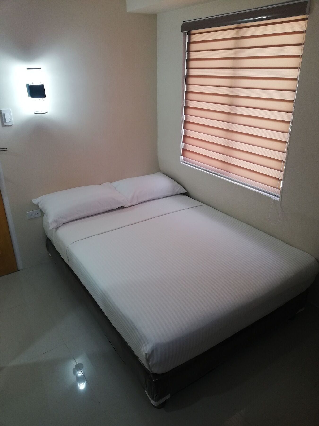 Eon Centennial Express Hotel Илоило Экстерьер фото